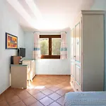 Affittacamere S'Alzola 4*